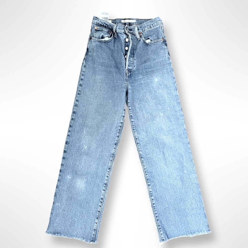 Levi’s like new Ribcage straight 28 / 27